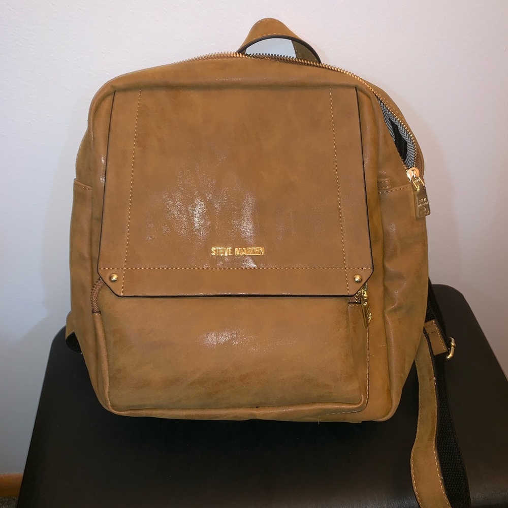 Purses - Picture 3 of 3